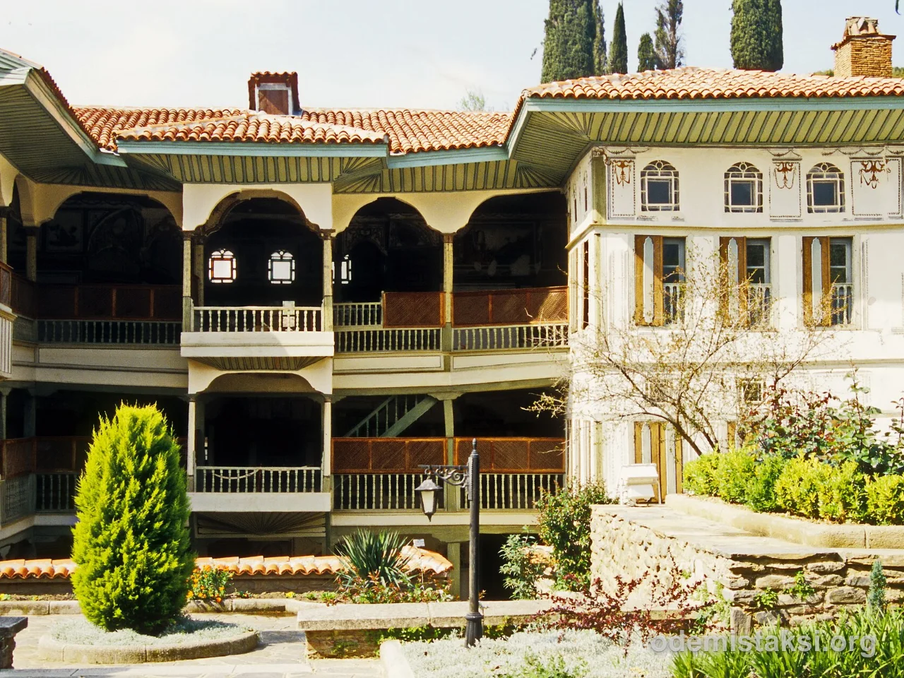 historic streets of birgi